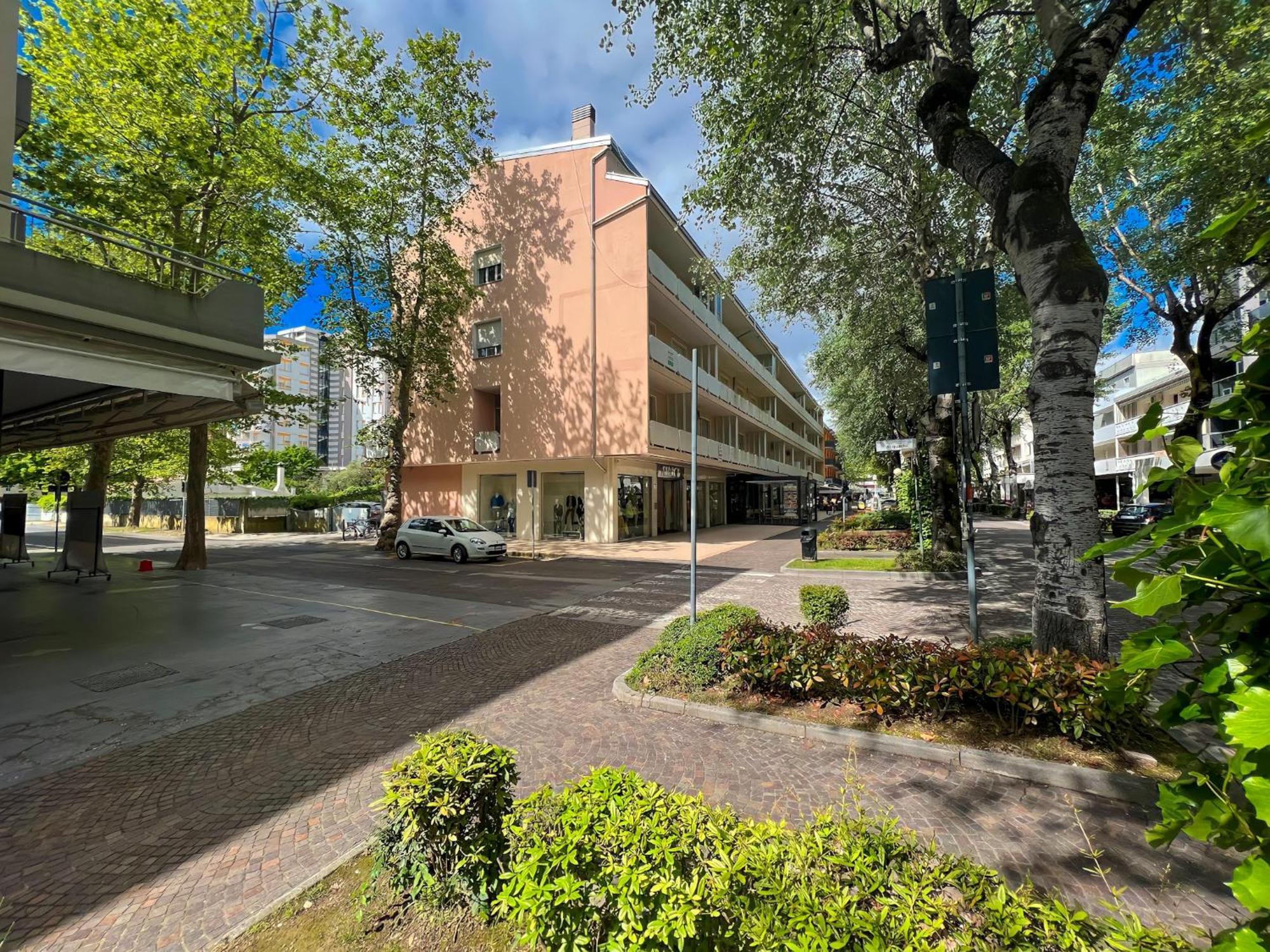 Residence Bussola Бибионе Экстерьер фото