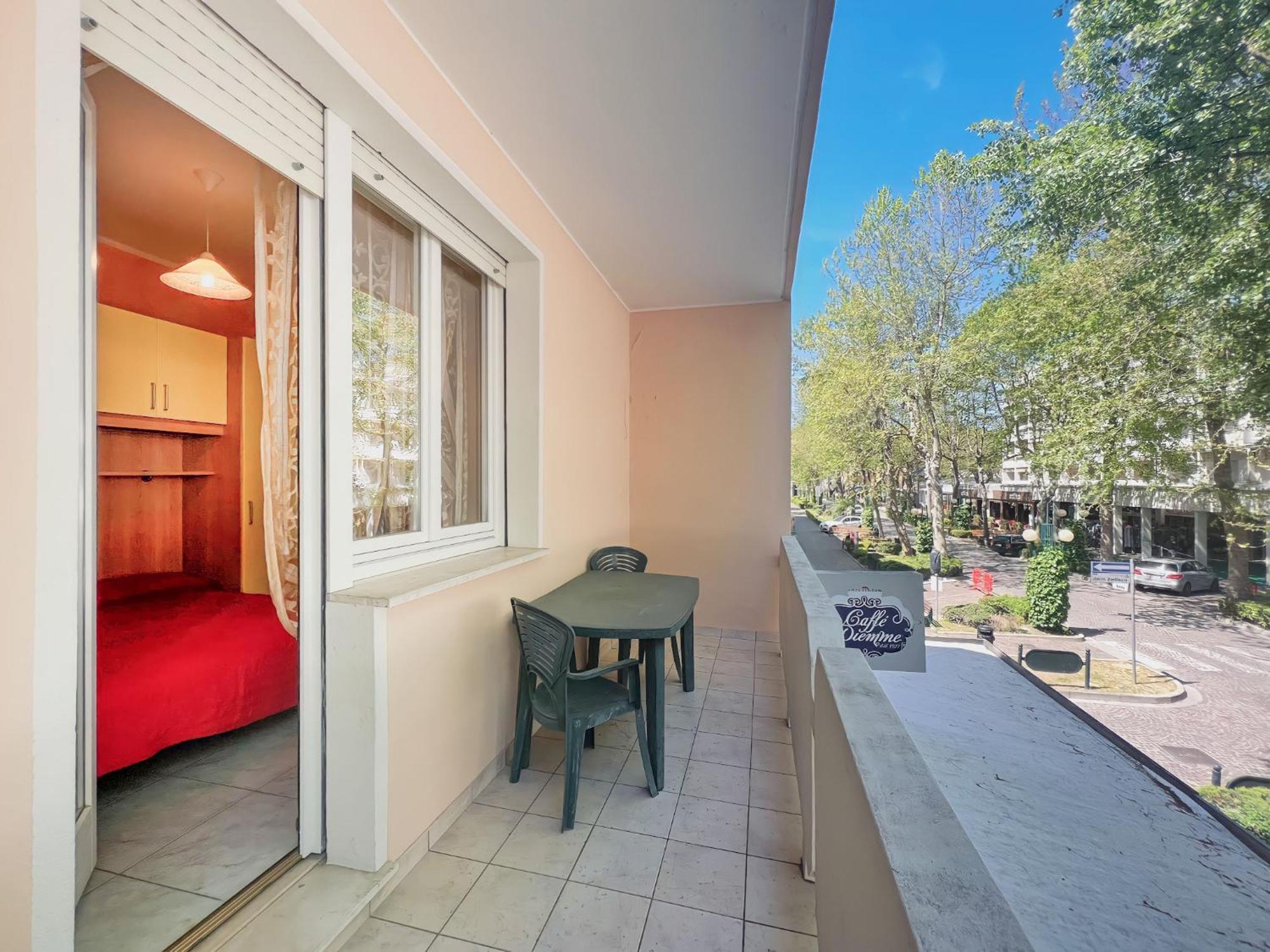 Residence Bussola Бибионе Экстерьер фото